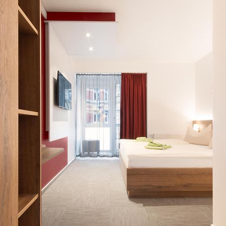 Hotel Wettiner Hof 리자 외부 사진