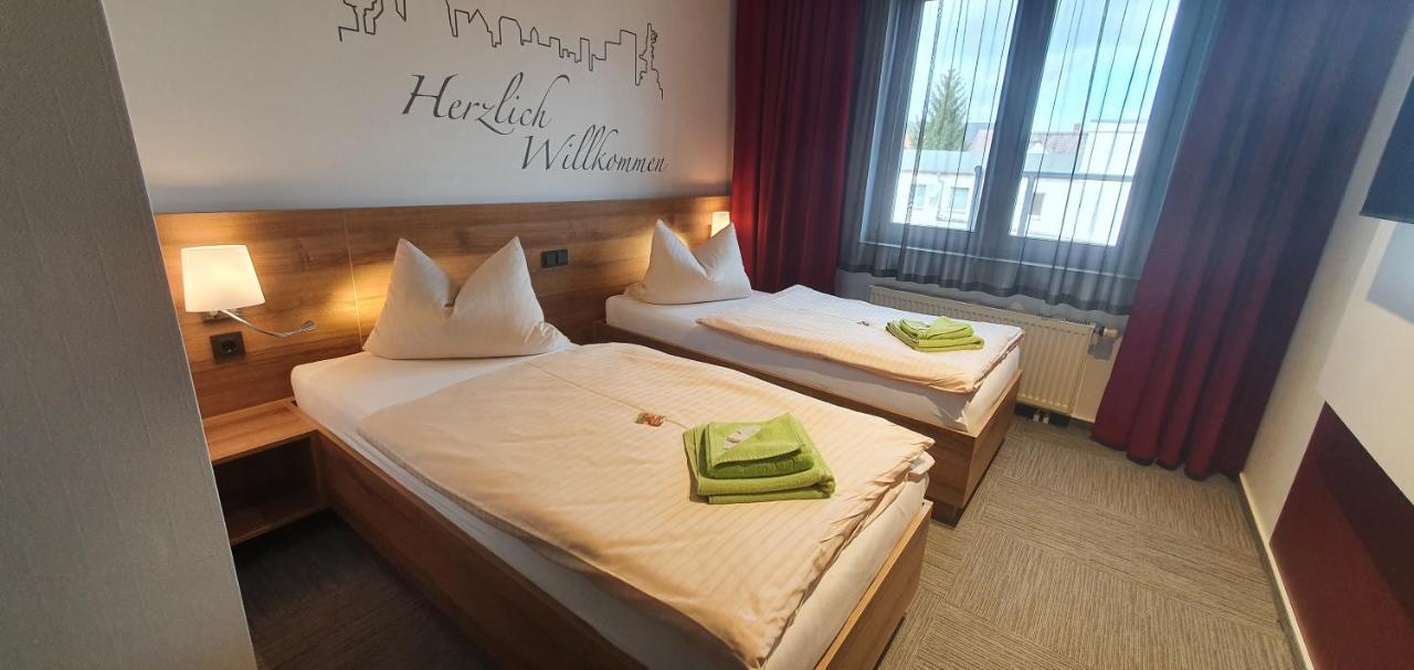 Hotel Wettiner Hof 리자 외부 사진