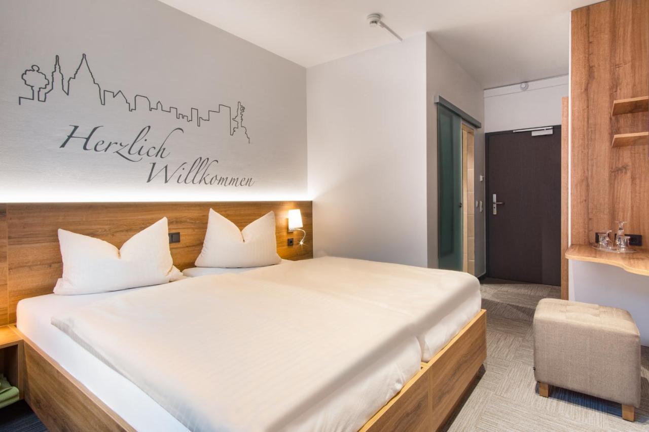 Hotel Wettiner Hof 리자 외부 사진