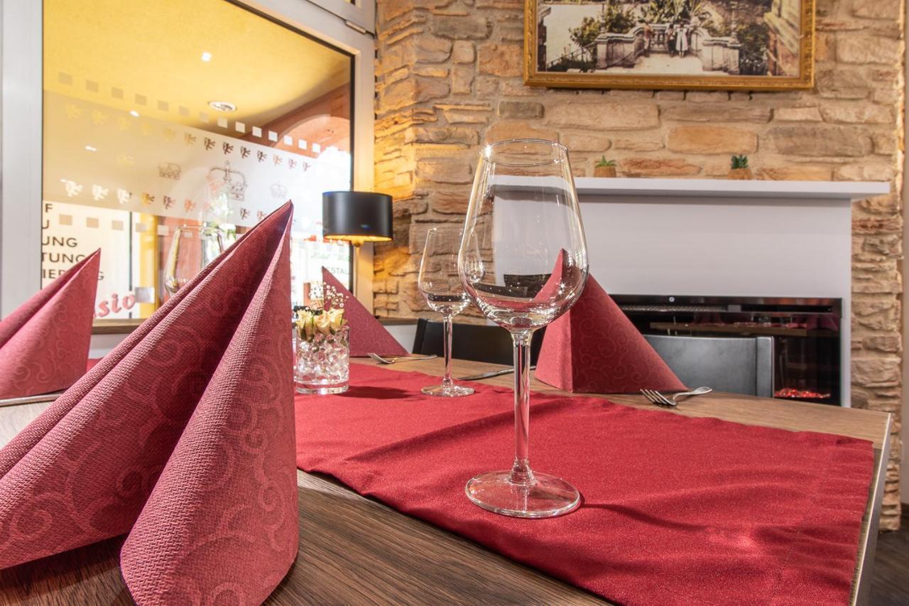 Hotel Wettiner Hof 리자 외부 사진