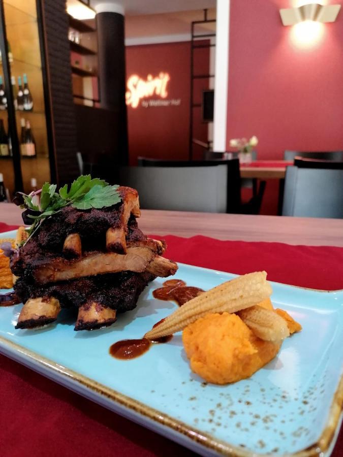 Hotel Wettiner Hof 리자 외부 사진